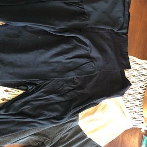 4 pairs of maternity leggings •Size XL/L•